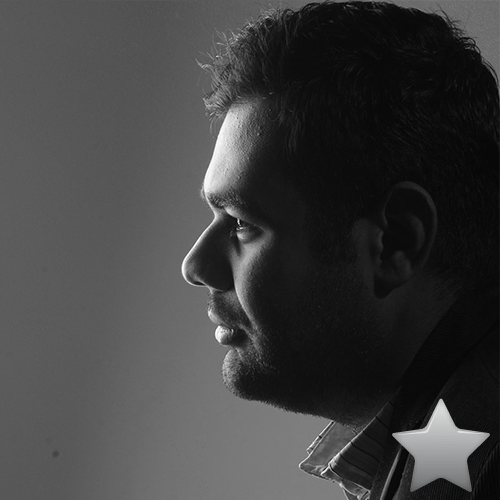 الفنان طارق عبدالعزيز
