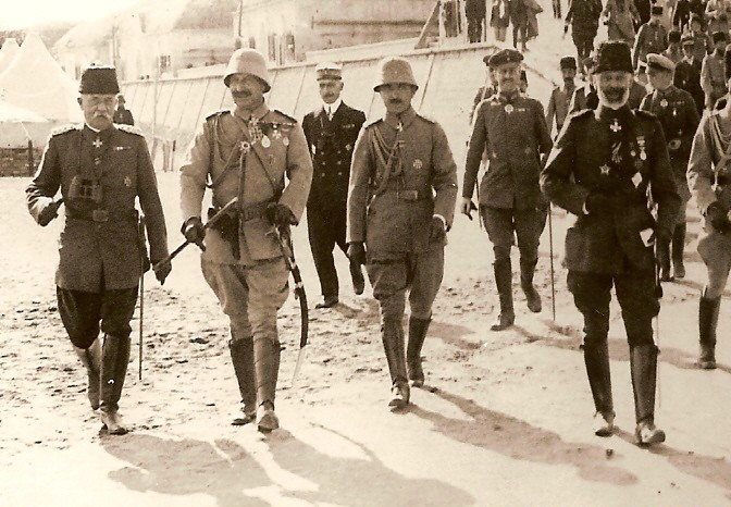 أنور باشا مع إمبراطور ألمانيا