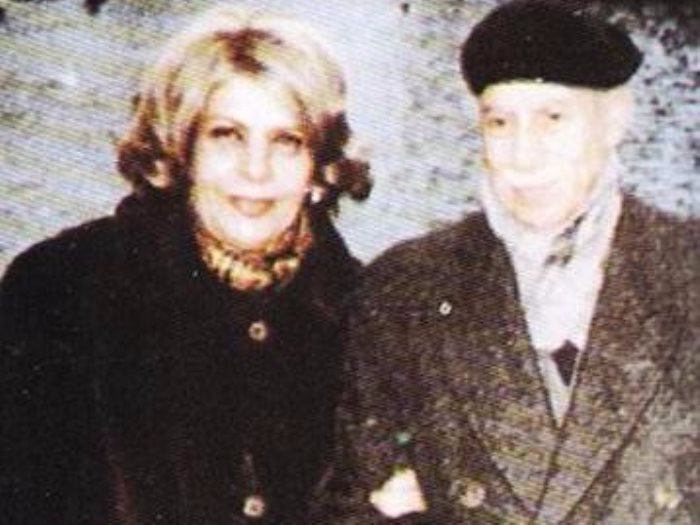 انطفأت أنوار المسرح..الأيام الأخيرة في حياة توفيق الحكيم توفيق الحكيم