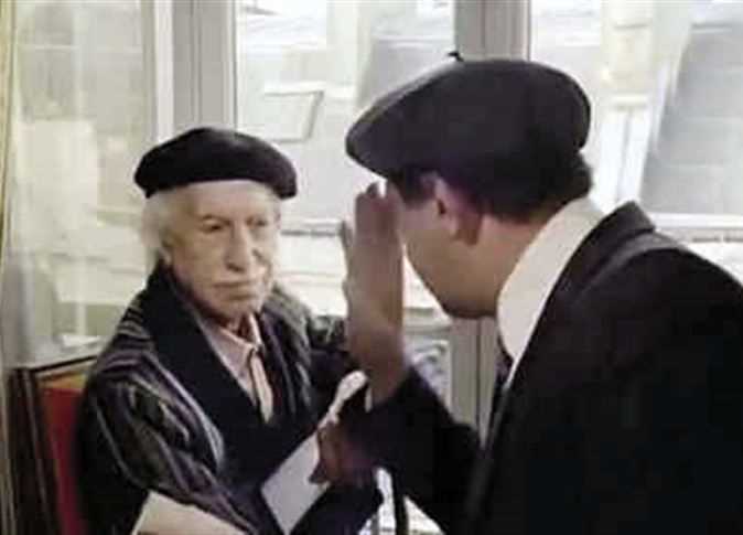 انطفأت أنوار المسرح..الأيام الأخيرة في حياة توفيق الحكيم توفيق الحكيم