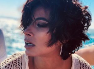 هل وفقت روبي في إطلالتها الأخيرة؟ روبي