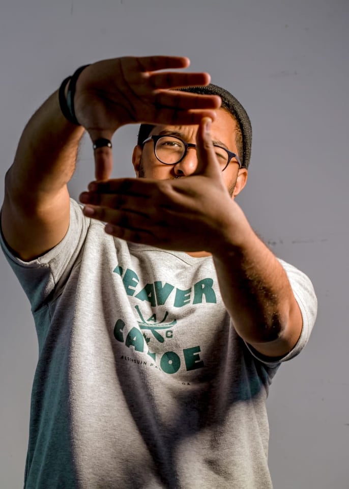 المخرج أسامة عزي: الفيلم عن قصة حقيقية.. وحورية هي كل إنسان يصارع شيئًا ما أسامة عزي