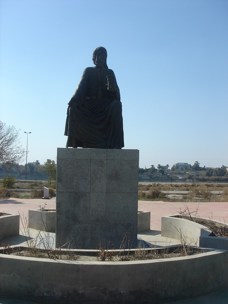 تمثال للشاعر أبو نؤاس في العاصمة العراقية بغداد