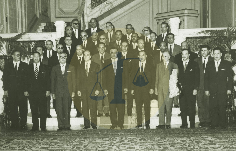 جمال عبدالناصر مع وزراء وزارة علي صبري الثانية