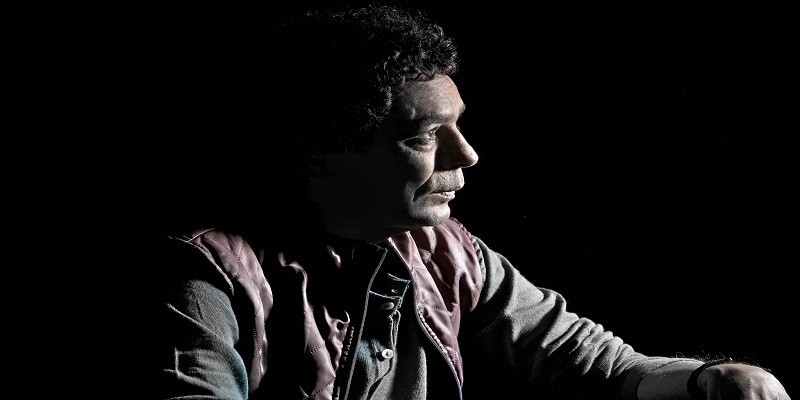 “بعد سنوات من النشاز”…هل يعود محمد منير إلى الفن الحقيقي مرة أخرى بـ “زوق”؟ محمد منير