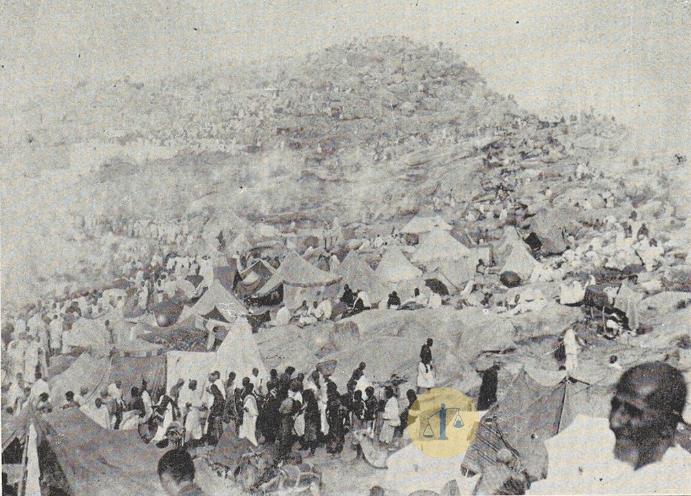 الحجاج على جبل عرفات من جهة الشمال سنة 1904 م