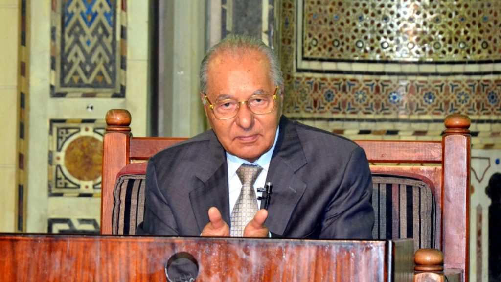  محمود حمدي زقزوق