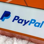 الخطوات الكاملة لكيفية إنشاء حساب على PayPal وكيفية ربط حسابك البنكي به