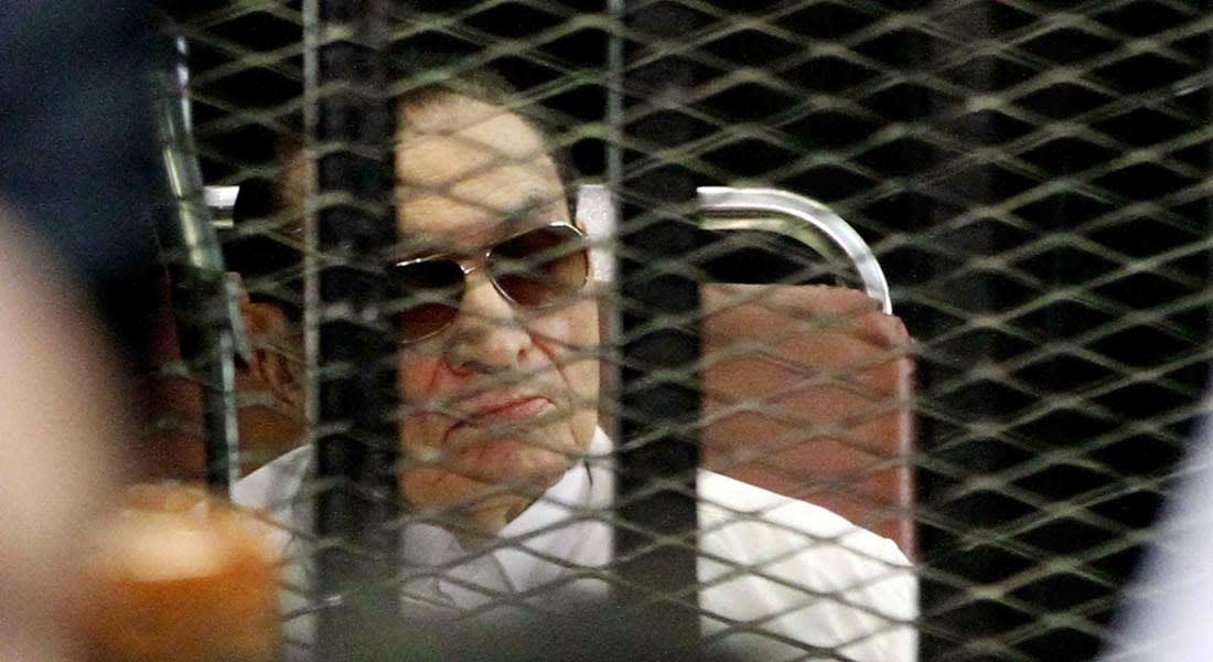 مبارك في محاكمة القرن