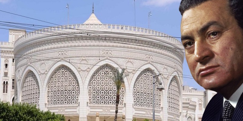 مبارك وقصر الاتحادية