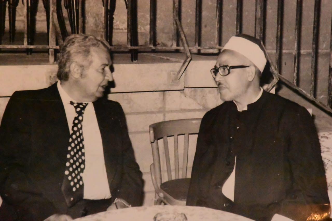 محمد الغزالي وإحسان عبدالقدوس