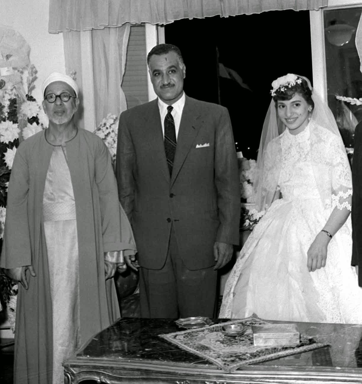 عبد الرحمن تاج شيخ الازهر وزفاف ابنته