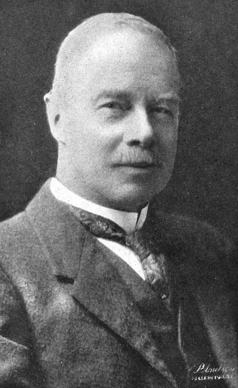 النيوزلندي جورج فيرنون هدسون، مخترع التوقيت الصيفي الحديث.