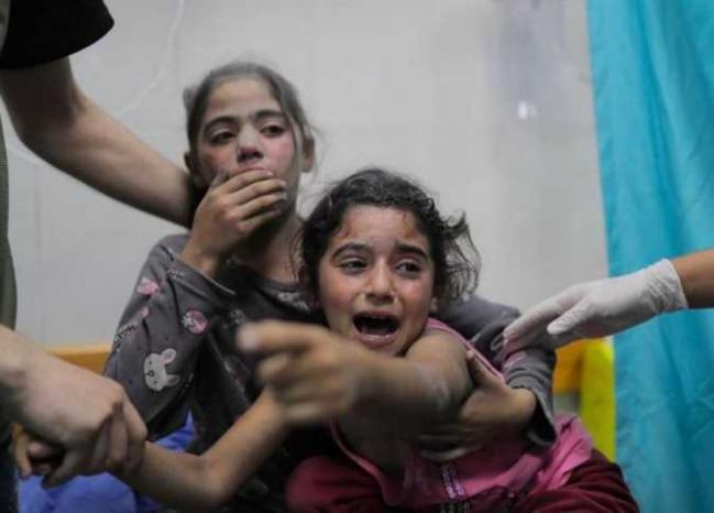 الاعتداء الإسرائيلي على أطفال غزة